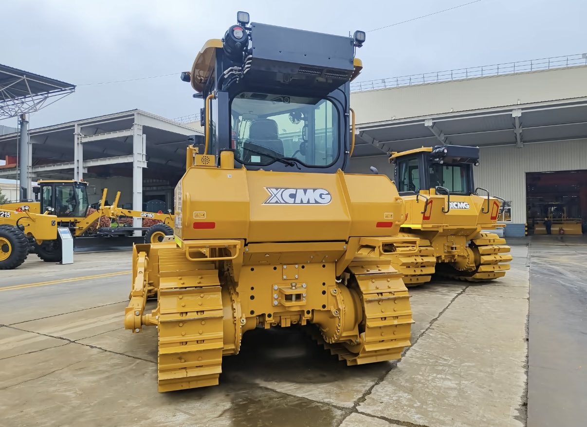 XCMG D170 Standard Crawler Bulldozer Full English Introduction