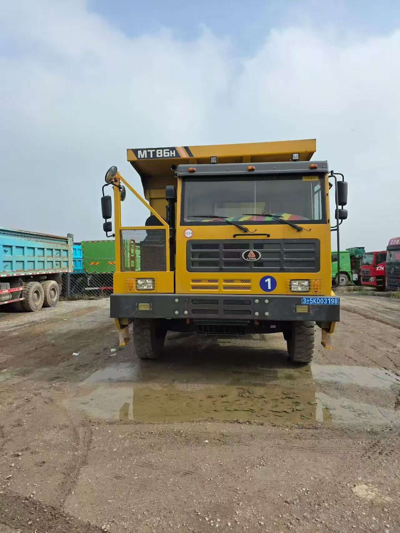Used Front Top Mining Truck Depokal Cylinder 20mm Thick Floor Anti-sticky Heating System For Cold Mining Area