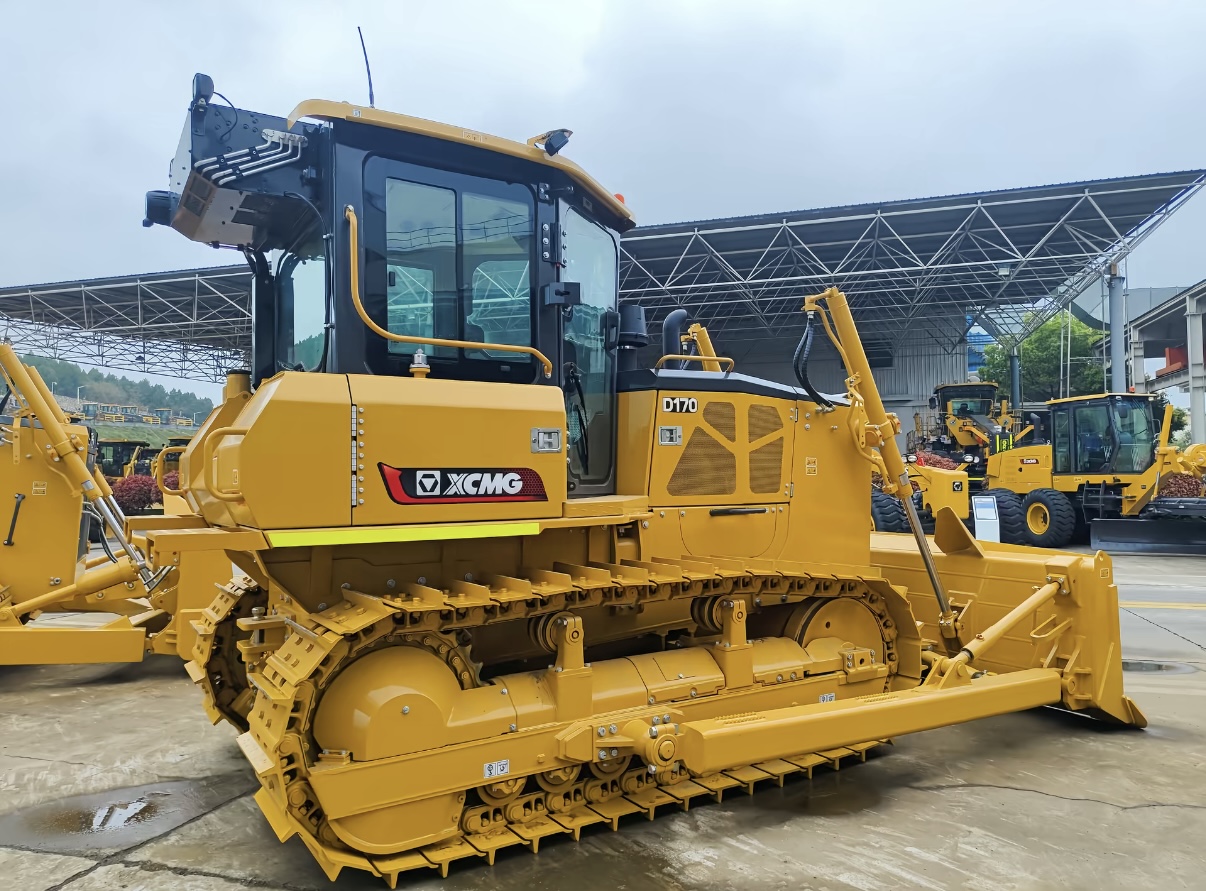 XCMG D170 Medium Crawler Bulldozer