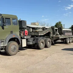3axle 80ton Heavy Duty Gooseneck Hydraulic Ramp Low Loader/Lowbed/ Lowboy Low Bed Trailer Truck Semi Trailers for Excavator Transport