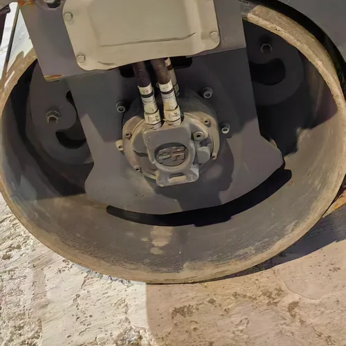 Second-hand Hummer road roller