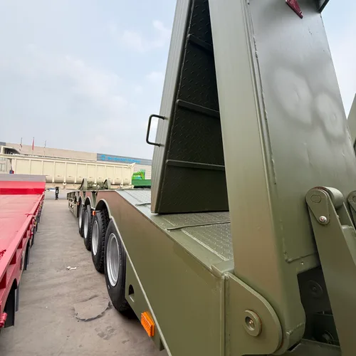 3axle 80ton Heavy Duty Gooseneck Hydraulic Ramp Low Loader/Lowbed/ Lowboy Low Bed Trailer Truck Semi Trailers for Excavator Transport