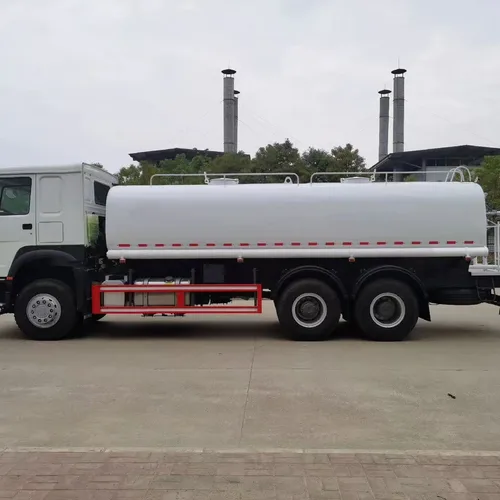 Remanufactured SINOTRUK HOWO 6×4 Sprinkler Truck Weichai WD615 Euro III Mechanical Pump 380HP 20m³ Tank For Road Mine Dust Control Export
