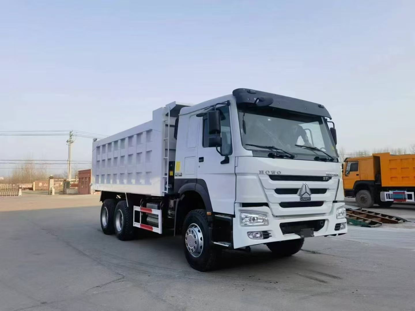 Factory Remanufactured SINOTRUK HOWO 6×4 Dump Truck, Euro III 371HP Mechanical Pump Engine, Full Inspection Before Shipment
