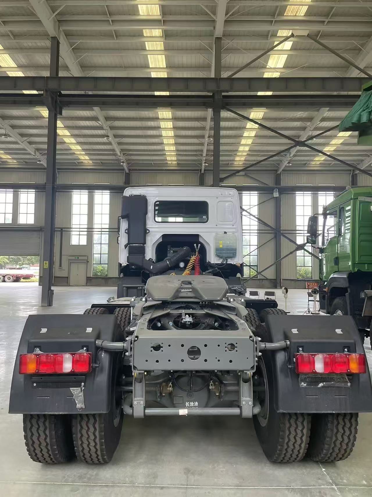 Remanufactured SINOTRUK HOWO 6×4 Tractor Head Weichai Euro III Big Pump 400HP For Container Logistics Export