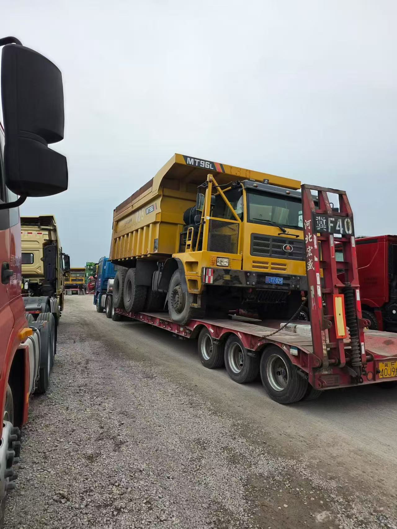 LINGONG MT96L Second-hand Wide-body Mining Dump Truck Heavy Duty For Open Pit Ore & Aggregate Transport