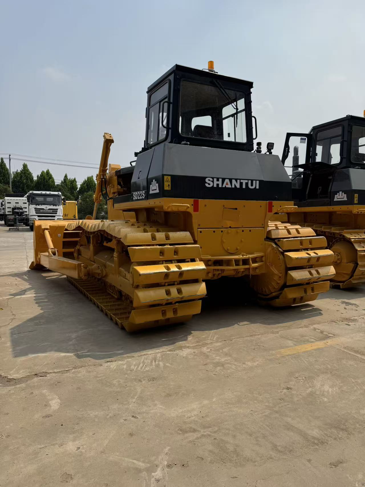 Refurbished SHANTUI SD22 Bulldozer 220HP With Ripper For Mine Land Leveling Construction Export