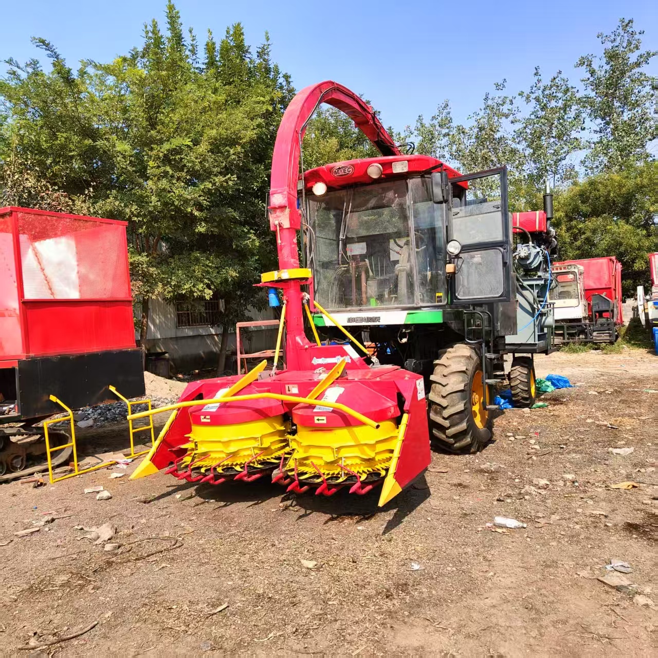 Crawler Self-propelled Straw Harvest Baling All-in-one Machine Independent Power No Tractor Farm Export
