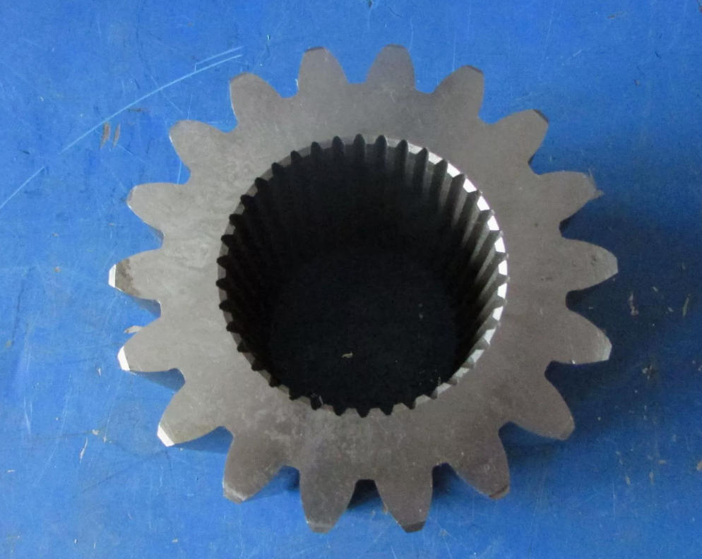 Original XCMG Planetary Sun Gear 275300133 Construction Machinery Chassis Replacement Parts