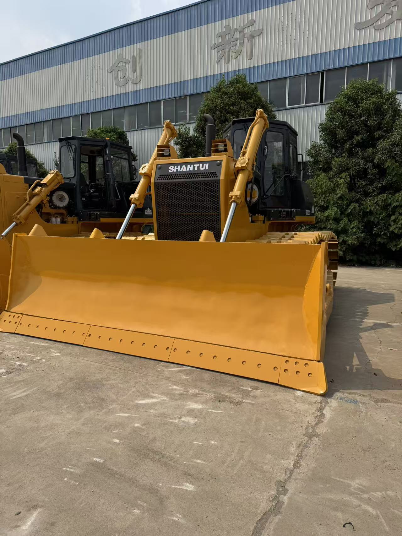 Refurbished SHANTUI SD22 Bulldozer 220HP With Ripper For Mine Land Leveling Construction Export