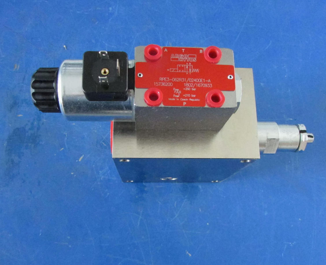 GR215A-F01 Solenoid Directional Valve Manifold For XCMG Road Grader 350bar High Pressure