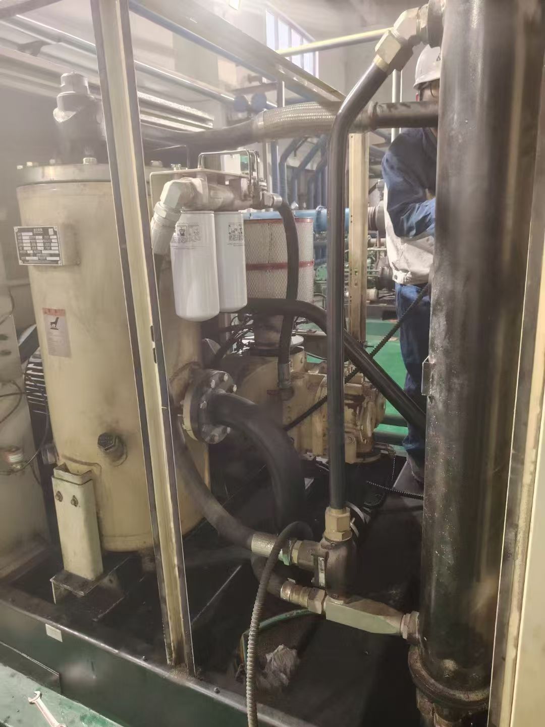 Industrial Second Hand Screw Air Compressor Wide Power Range 5.5 To 250 Cubic Meter Per Minute Air Output For Factory Pneumatic Equipment