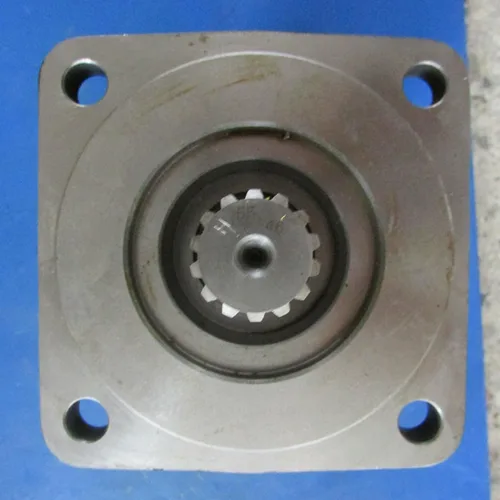This accessory is a right-hand double gear hydraulic pump specifically designed for the XCMG LW400K loader, with part number 803083600 and model specification KP30.61/PLP20.20-R