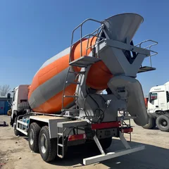 SINO TRUCK HOWO 6×4 Concrete Mixer Truck