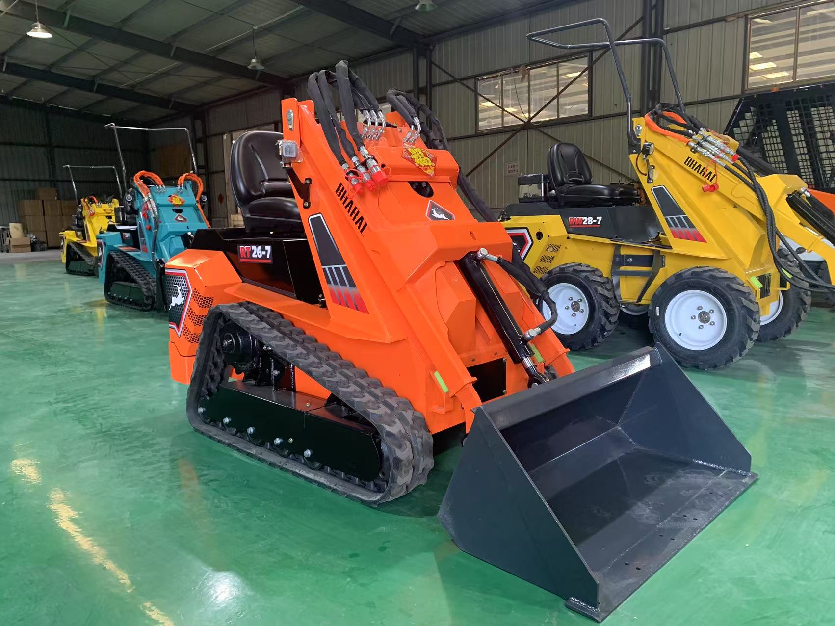 Factory Direct RT26-7 Compact Track Loader 1000kg Operating Weight Mini Track Loader With Multiple Attachments