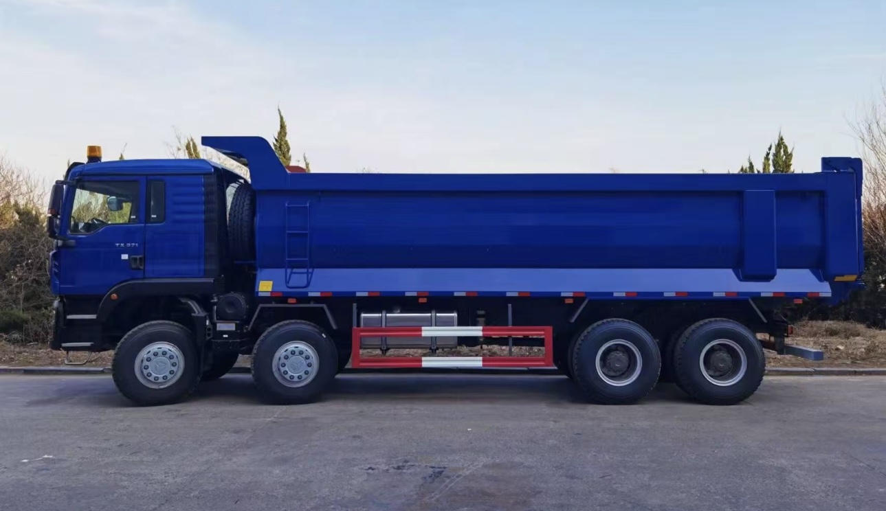 HOWO TX 8x4 Heavy Duty Truck