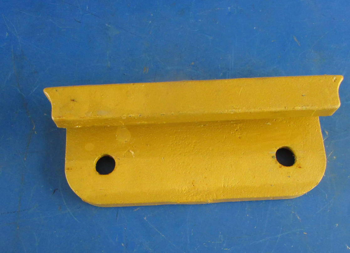 The accessory model is 252101005 526G.8.1-1, which is a specialized engineering machinery sheath component for XCMG loaders.