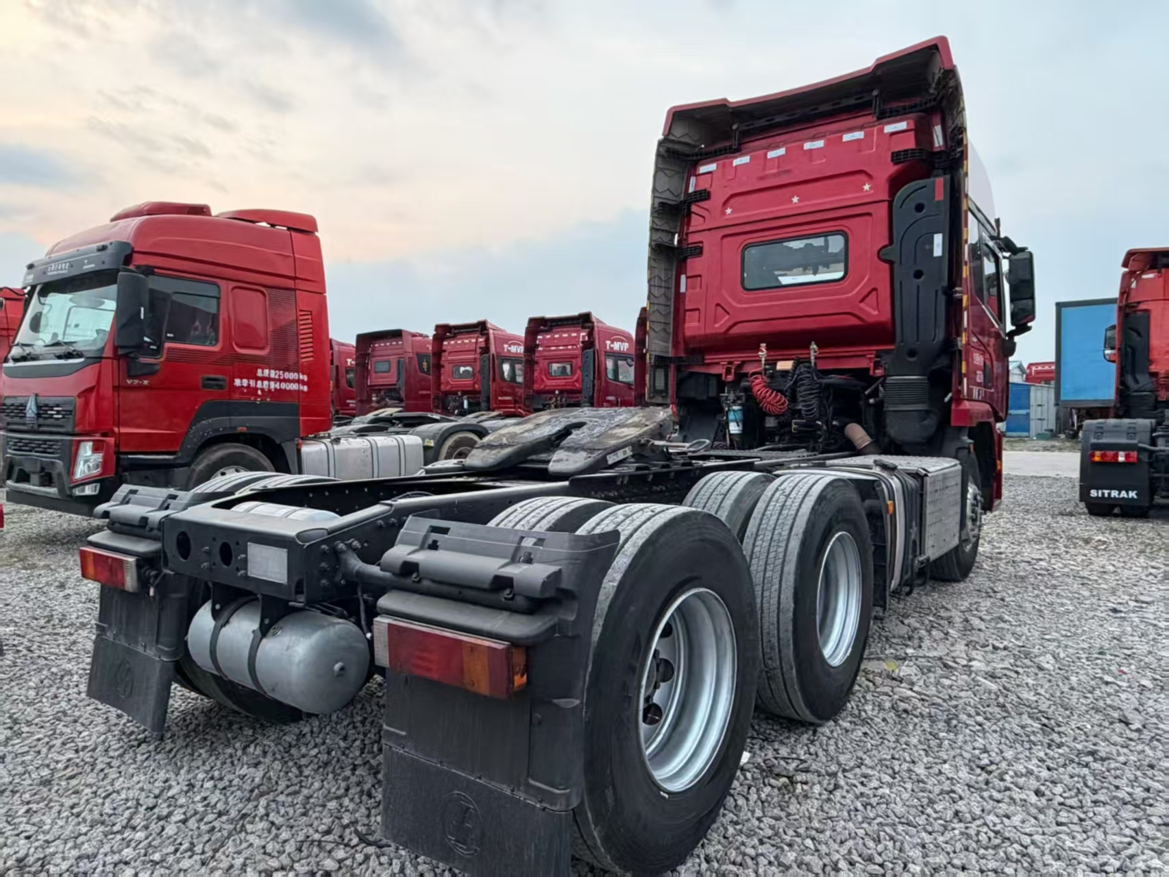 Used Sep 2022 SHACMAN X5000 6×4 Tractor Truck 530HP Weichai Super Fast Gearbox With Retarder Export
