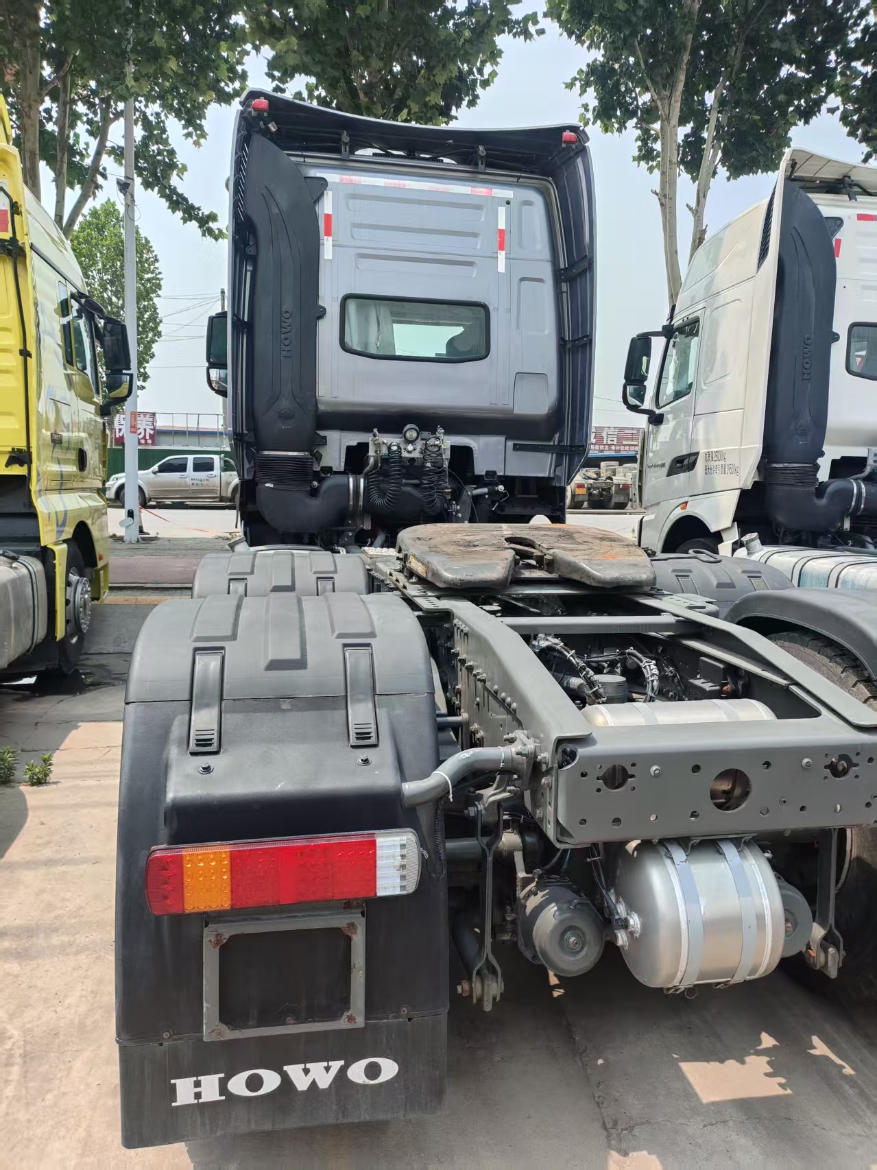Used 2022 HOWO TH7 6×4 Tractor Truck 540HP MAN Engine Sinotruk Manual Gearbox With Retarder Export