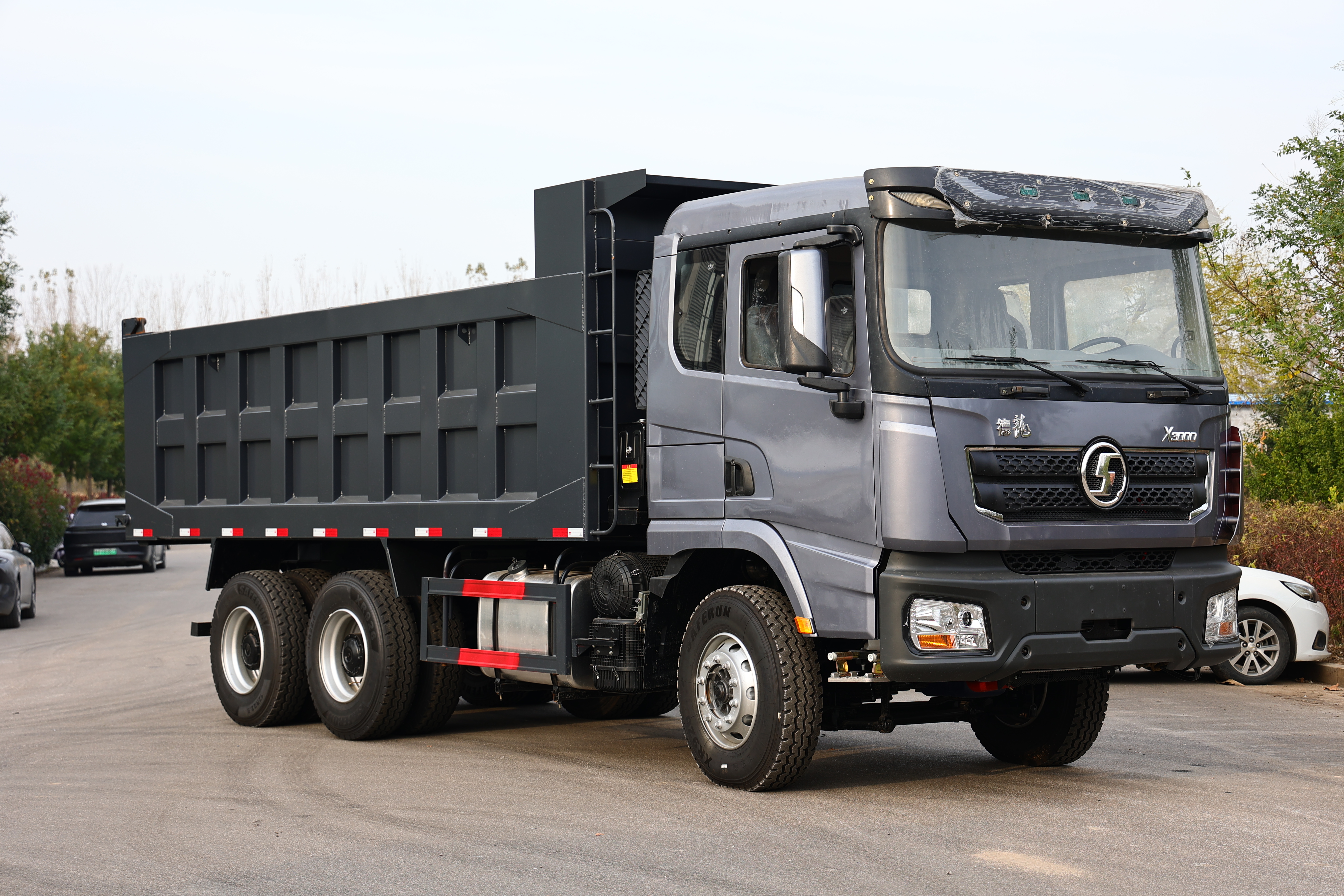 Shacman X3000 6×4 Tipper Truck