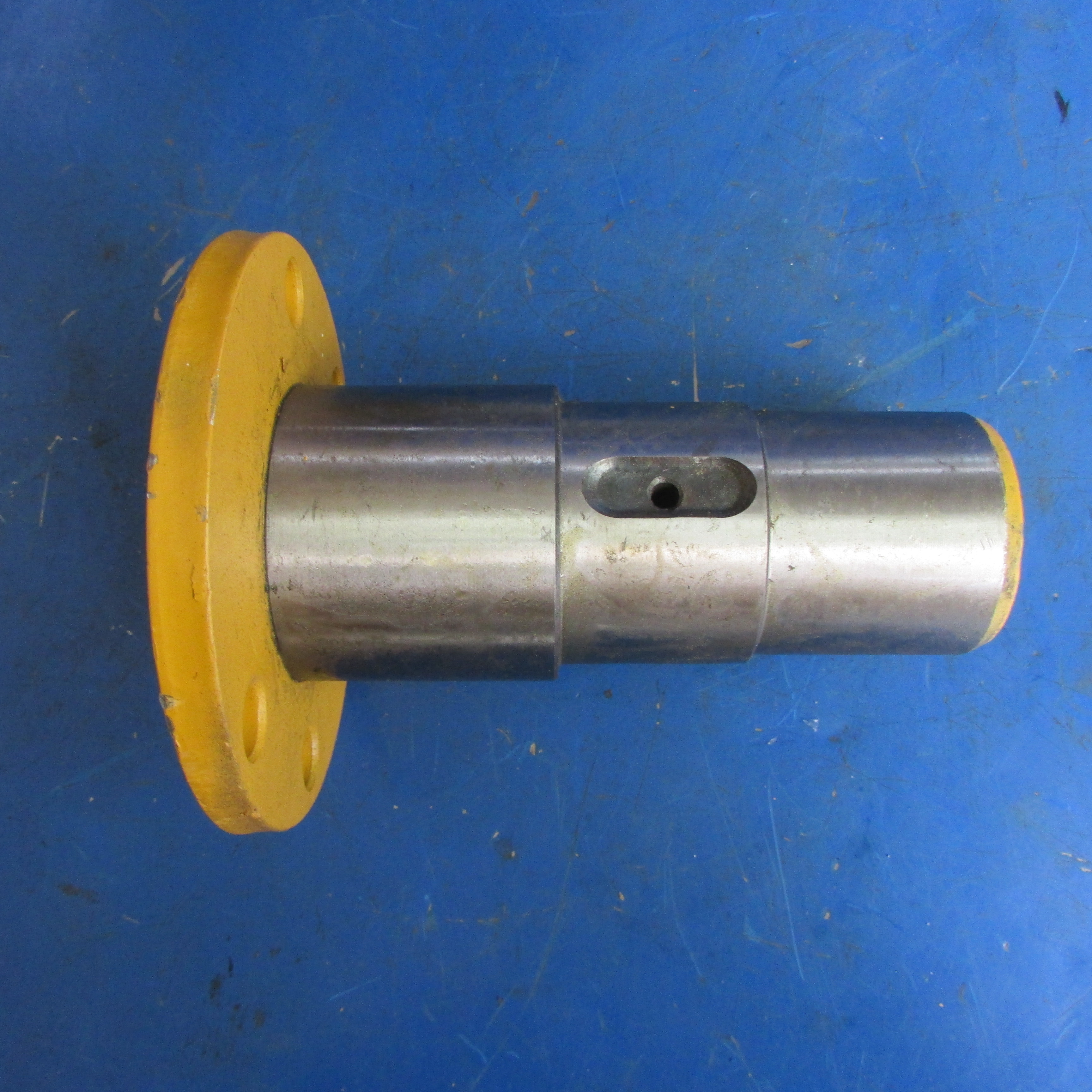 XCMG Loader Spare Parts 250100215 Z3.8.6 Bottom Hinge Pin / Lower Articulating Pin for 3 Ton XCMG Wheel Loader (LW300 Series, ZL30G)