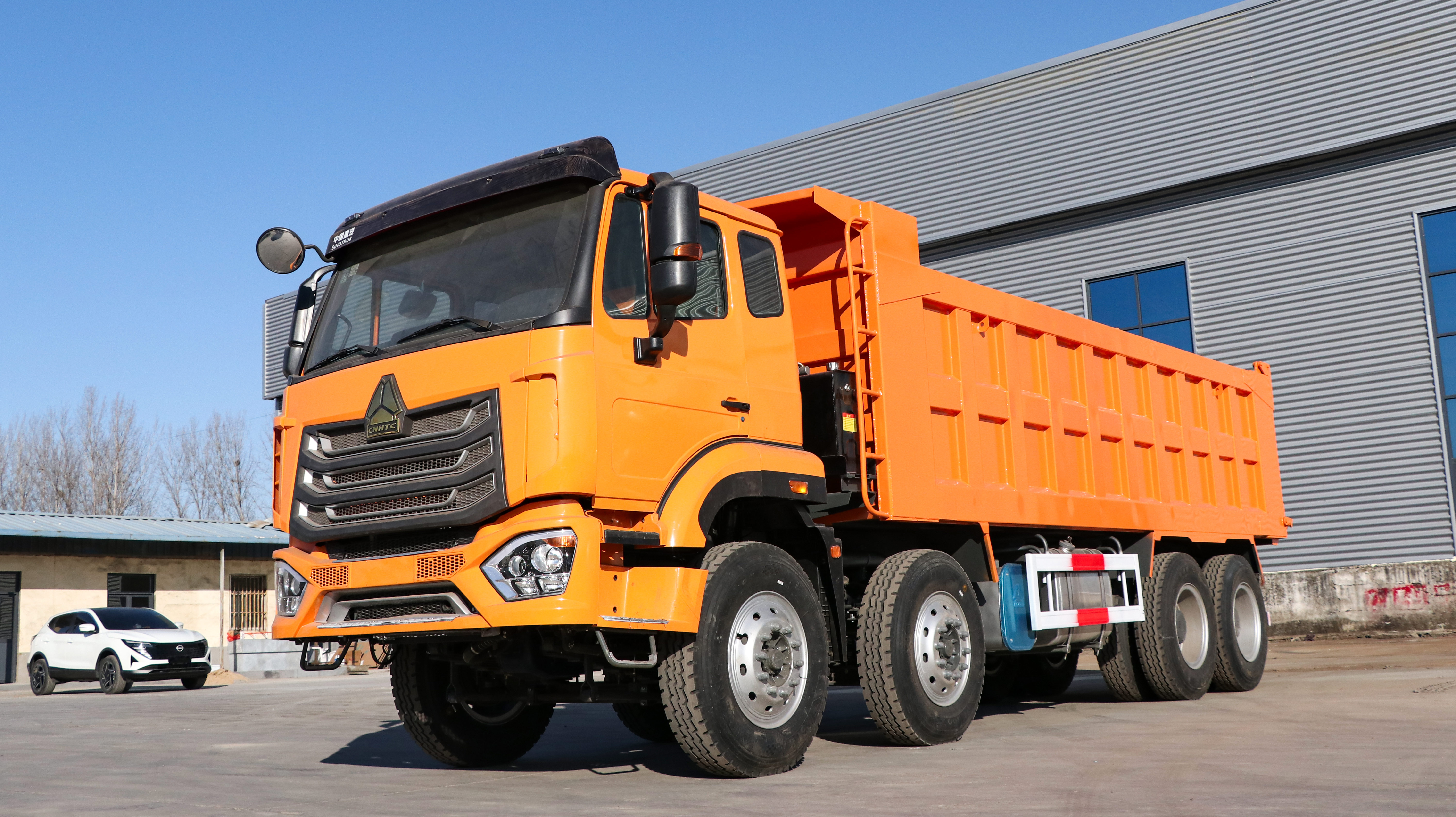 SINOTRUK HOWO NX 8x4 Heavy Duty Dump Tipper Truck