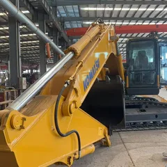 Komatsu PC220-8 Crawler Excavator