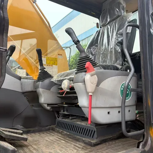 Komatsu PC220-8 Crawler Excavator