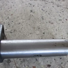 Accessory 252100574 (drawing number Z5G.6.3) has been confirmed to be the boom cylinder frame pin of XCMG ZL50G loader, which is a critical connecting component of the working device