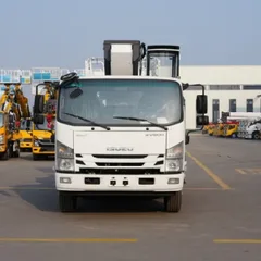 Telescopic Boom 35m Aerial Lift Truck With Wireless Remote Control For Building Maintenance
