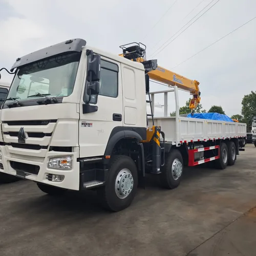 SINOTRUK HOWO 8x4 Truck Mounted Crane / Boom Truck
