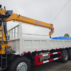 SINOTRUK HOWO 8x4 Truck Mounted Crane / Boom Truck