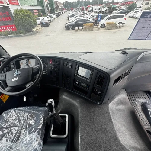 SINOTRUK HOWO T7H 6×4 Dump Truck