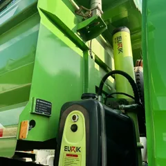 SINOTRUK HOWO TX 8x4 Tipper Dump Truck