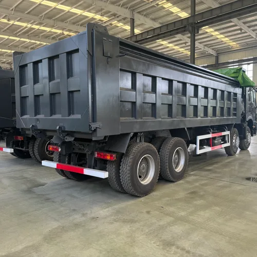 SINOTRUK HOWO 8x4 Tipper Dump Truck