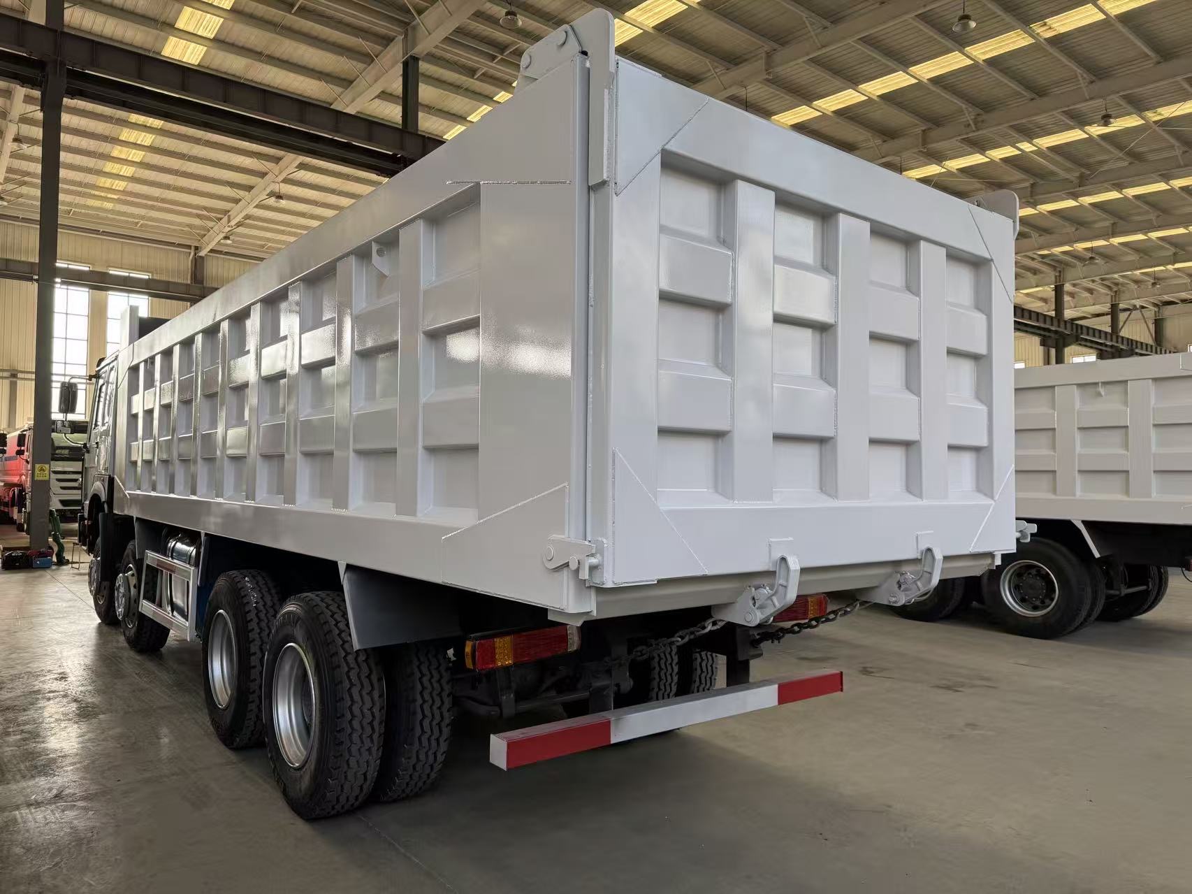 HOWO 8x4 Tipper Dump Truck