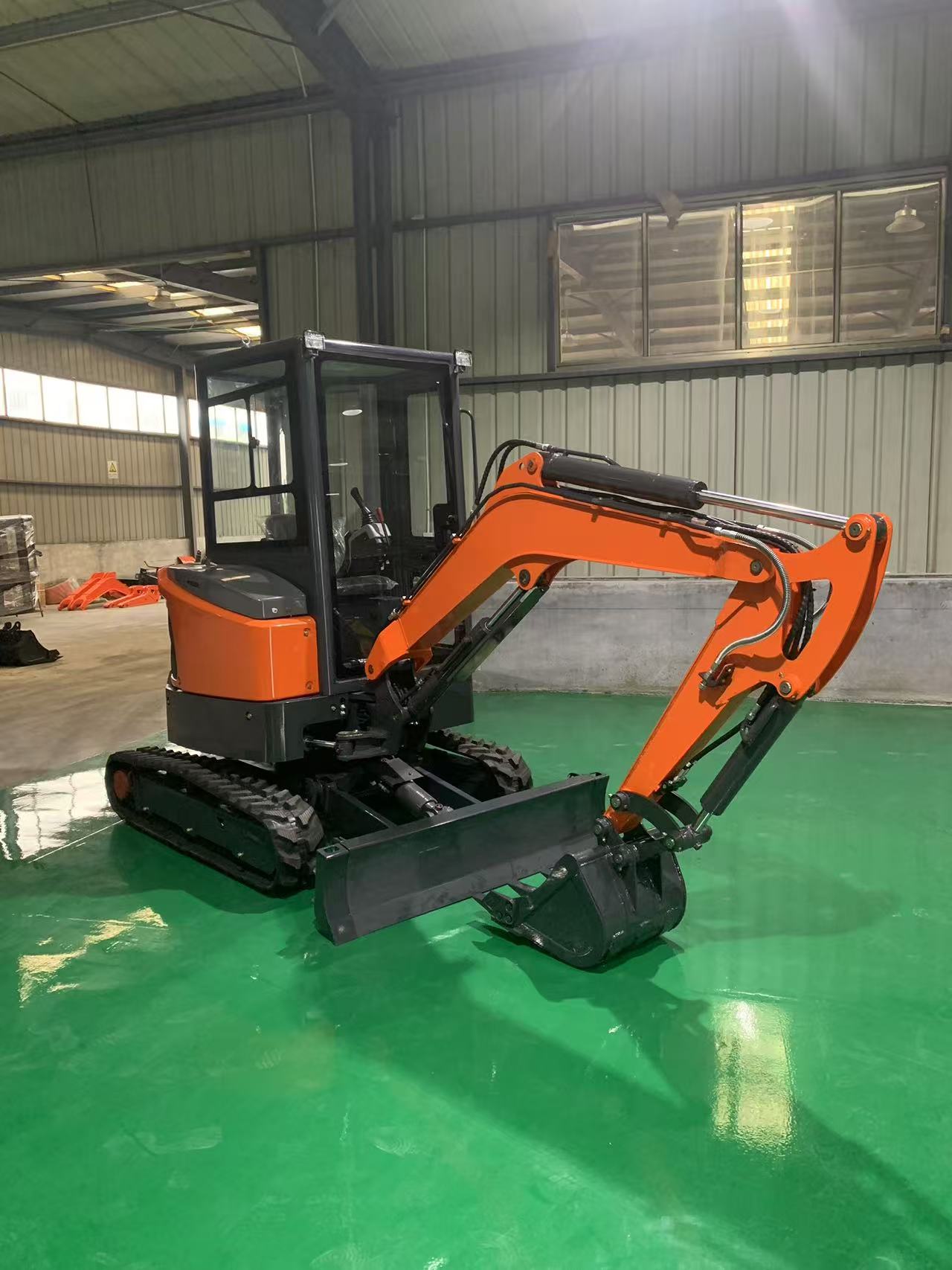 2.8t Mini Crawler Excavator Load Sensing Hydraulic System Zero Tail Small Digger With Rubber Track Cabin
