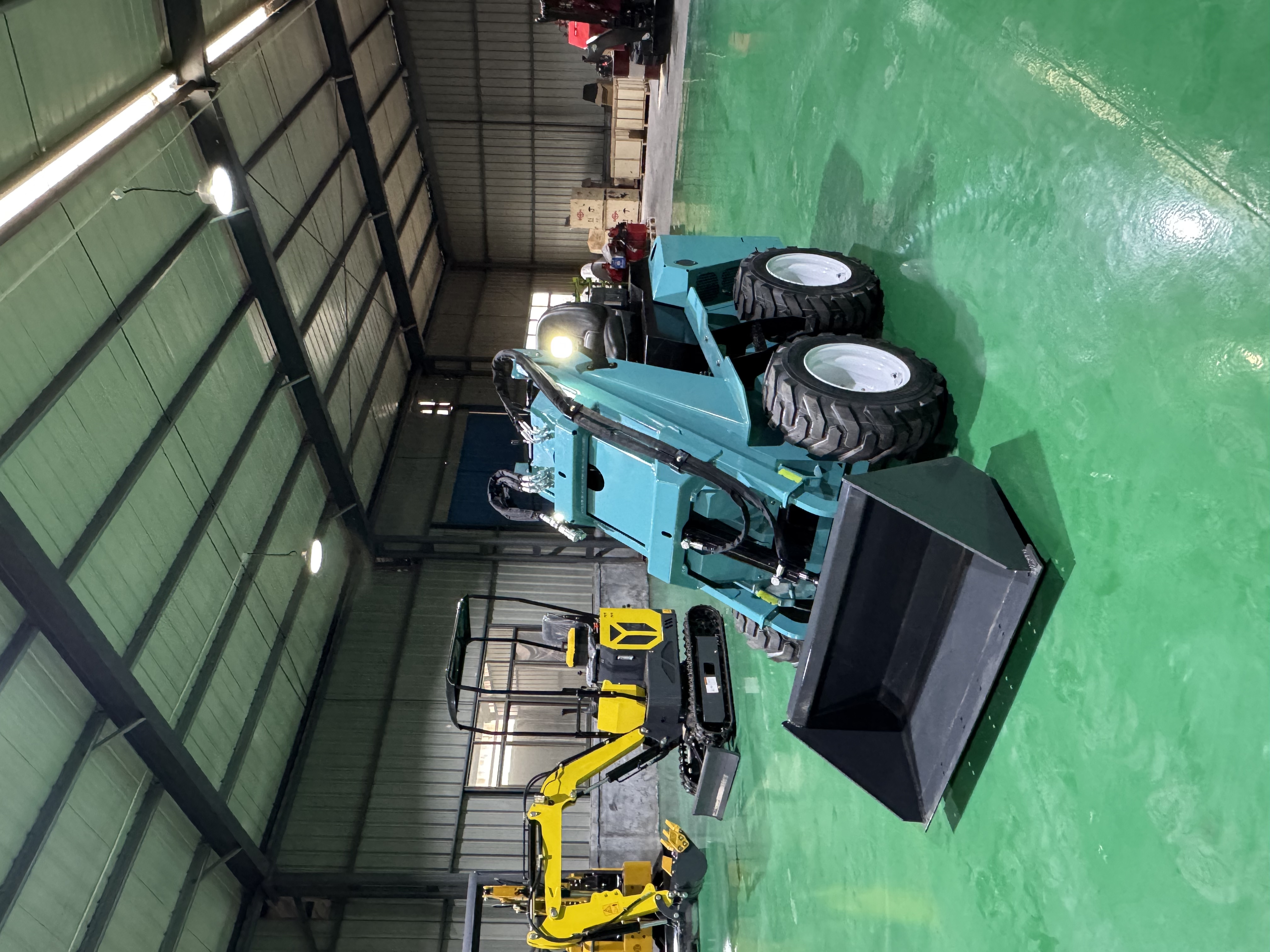 RW28-8 Wheel Skid Steer Loader 1050kg Operating Weight 20L Large Tank Mini Loader For Snow Removal