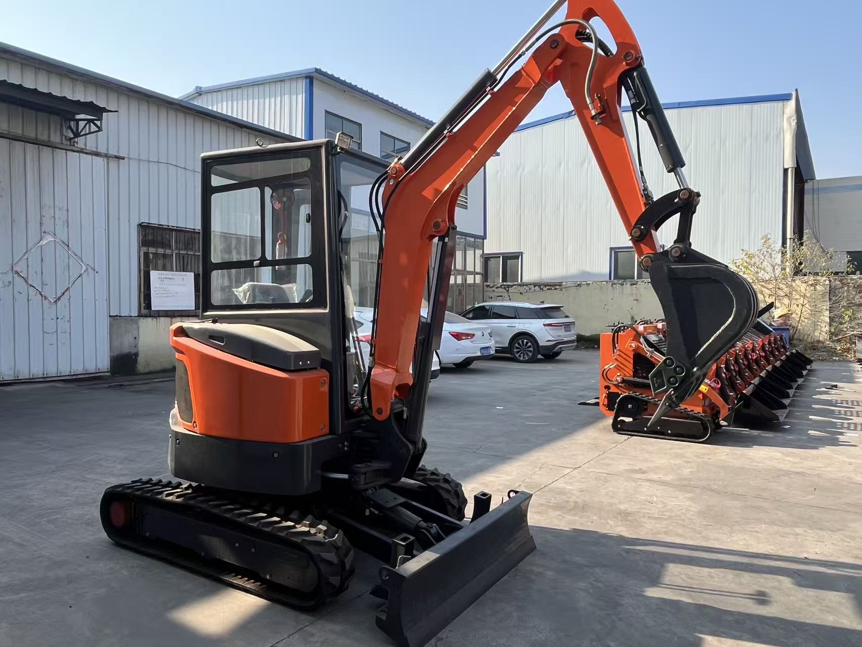 2.8t Mini Crawler Excavator Load Sensing Hydraulic System Zero Tail Small Digger With Rubber Track Cabin