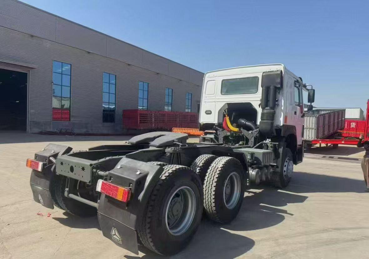 Used Howo Tractor Head 371HP, New & Old Models Available, 6x4 Sinotruk Howo Tractor Truck