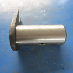 XCMG OEM Steering Pin 800K.5.3 (P/N 253100188) – Heavy-Duty Chassis Linkage Component