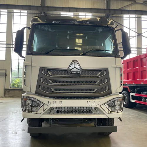 SINOTRUK HOWO NX 8×4 Flatbed Truck