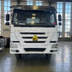 SINOTRUK HOWO 4x2 380HP Tractor Truck