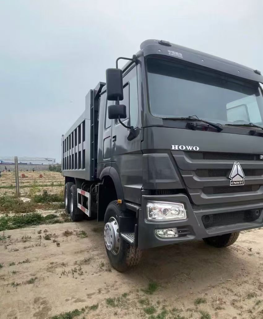 Used Sinotruk Howo Dump Truck 371HP, 6x4 10-wheel & 8x4 12-wheel Tipper In Stock