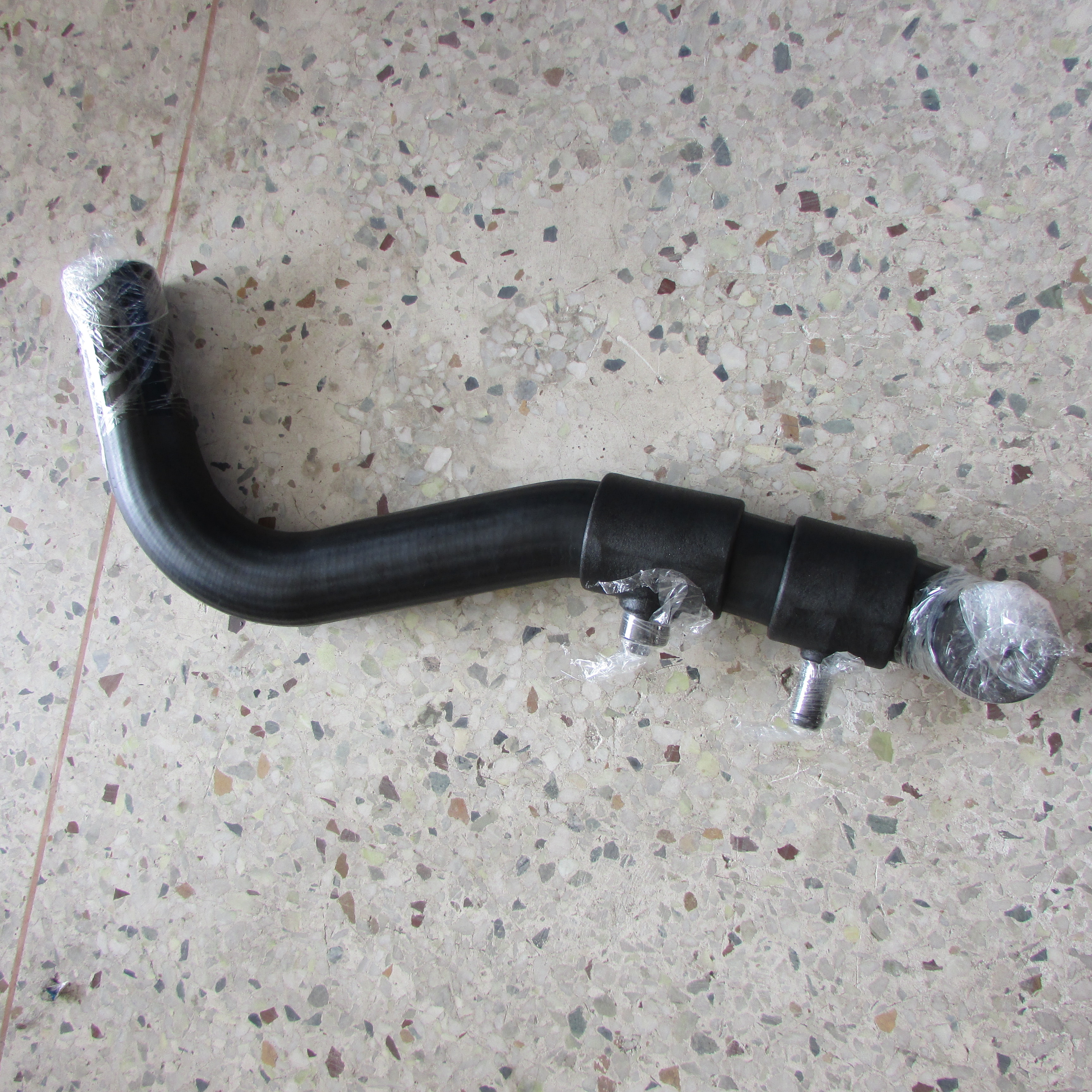 XCMG Road Roller Engine Coolant Inlet / Water Inlet Hose – OEM Ref. 227100637 / XS163JⅡ.5.2-3