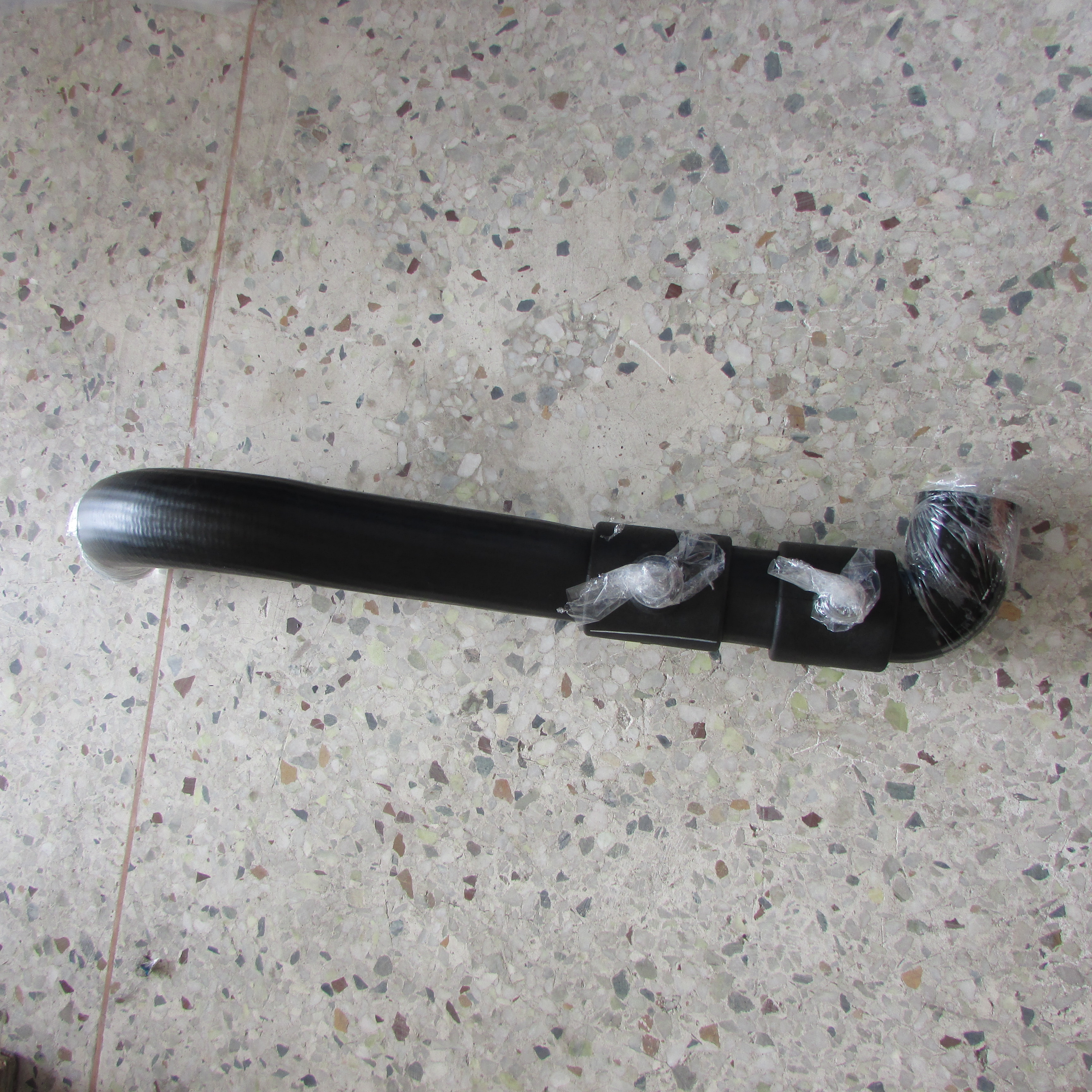 XCMG Road Roller Engine Coolant Inlet / Water Inlet Hose – OEM Ref. 227100637 / XS163JⅡ.5.2-3