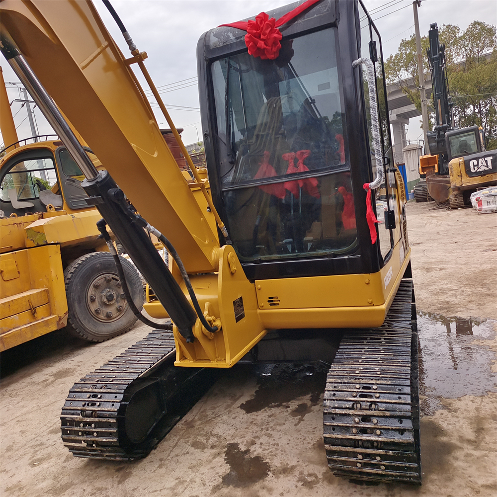 New Arrival Used 6 Ton Caterpillar Mini Digger Cat 306D  Small Original From Japan