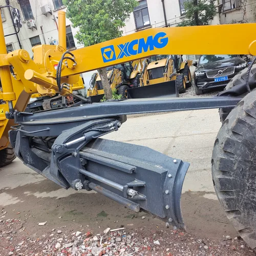 XCMG Brand Used 220HP Gr2153 Motor Graders Equipment China Tractor Road Wheel Motor Grader Price for Sale