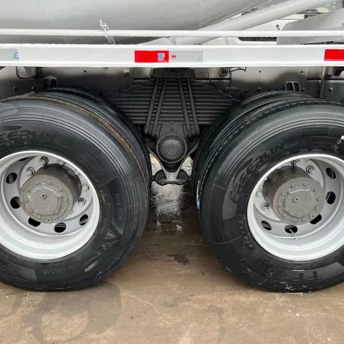 Hovomag 371 375 8x4 6x4 Various Colors Available