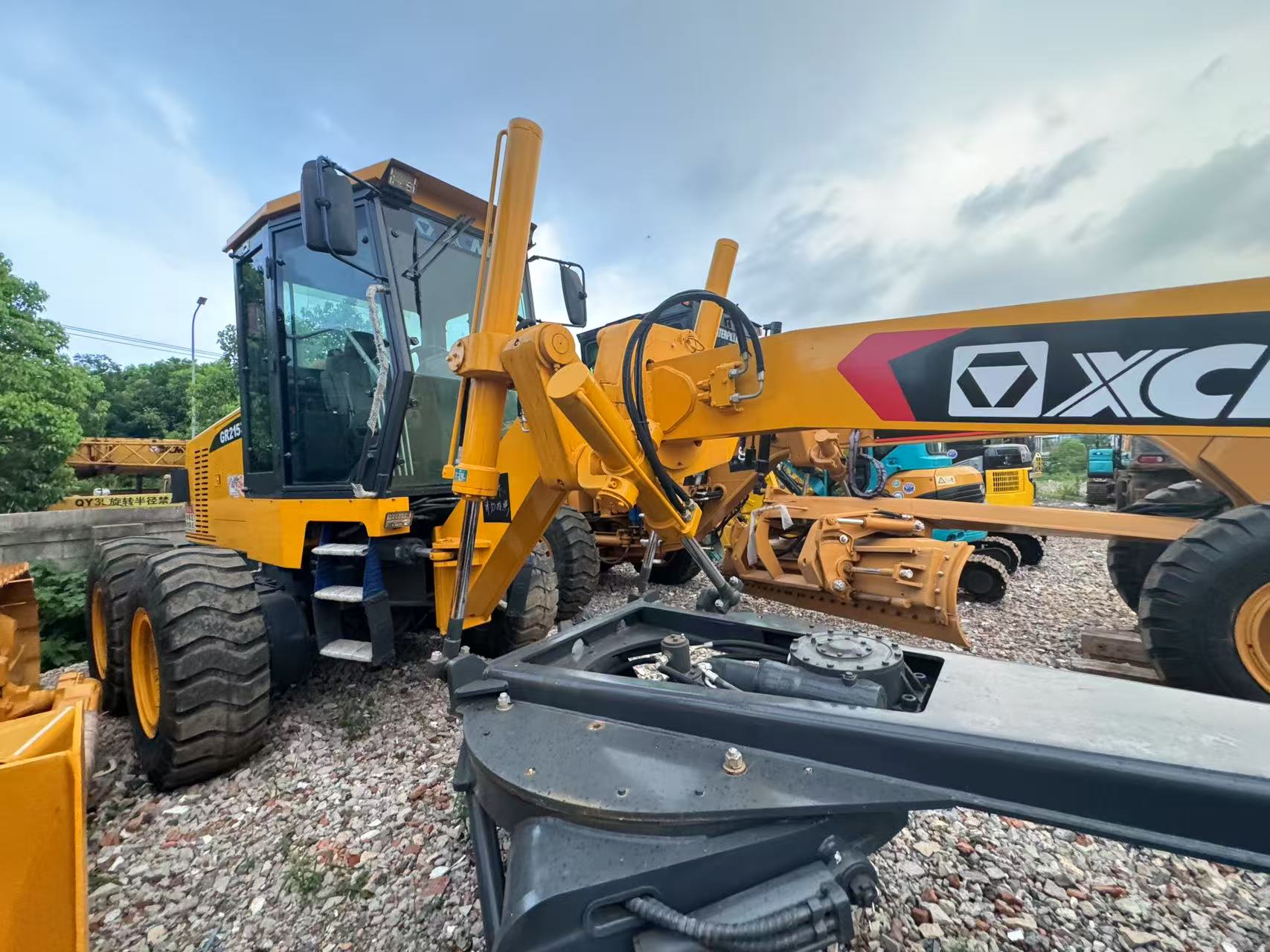Low Price Used XCMG GR2153 in Shanghai for Sale